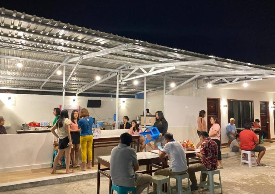 Amadeo Guest House Ratodena ภายนอก รูปภาพ