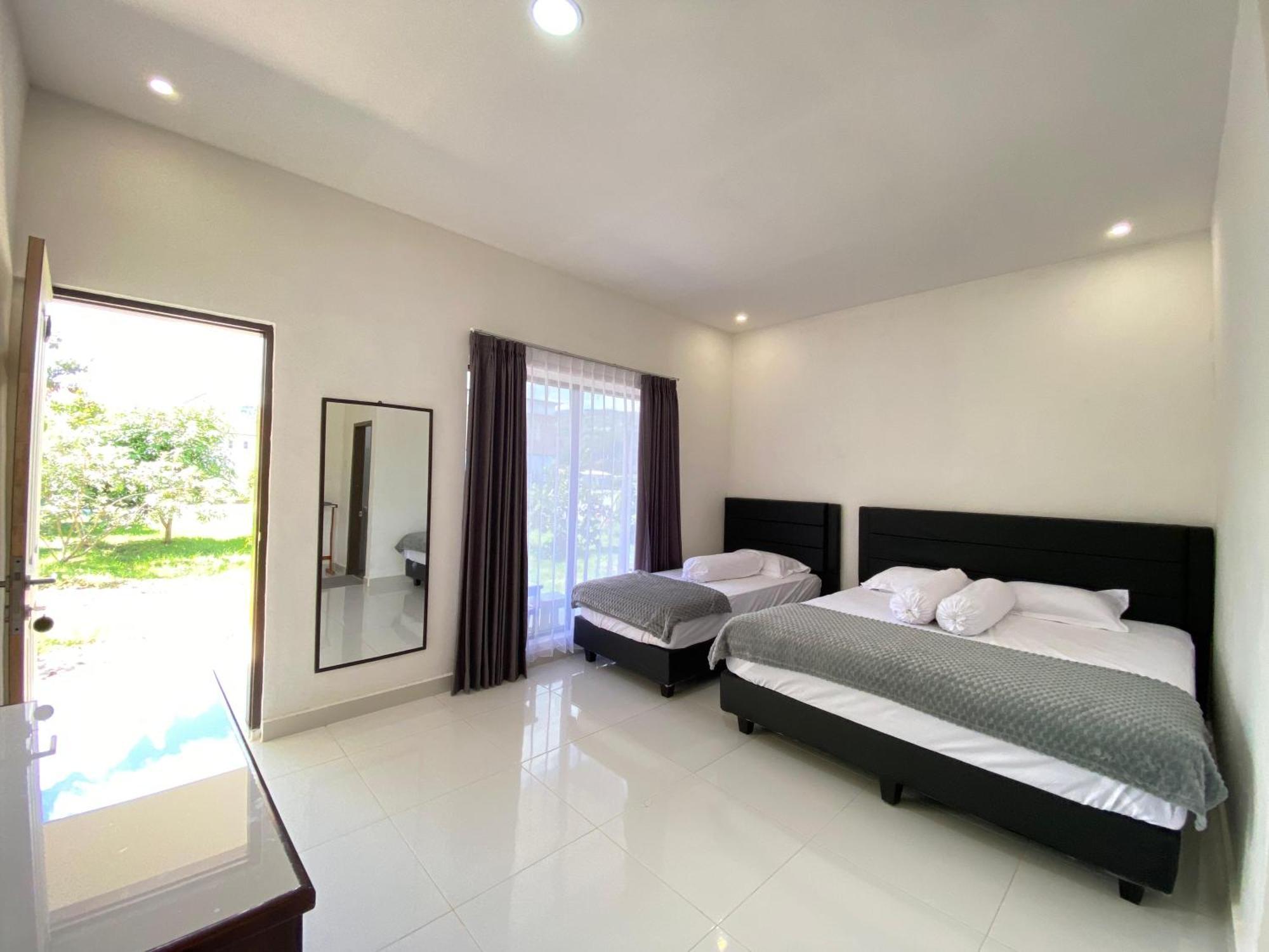 Amadeo Guest House Ratodena ภายนอก รูปภาพ